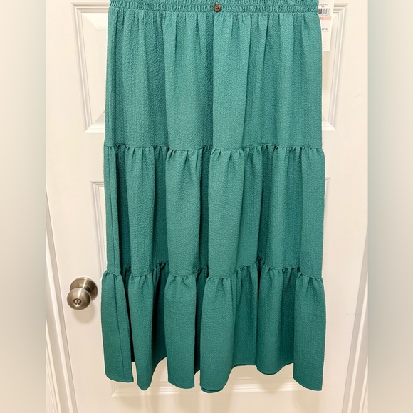 Calvin Klein Green Maxi Dress with V-Neck - Picture 4 of 7